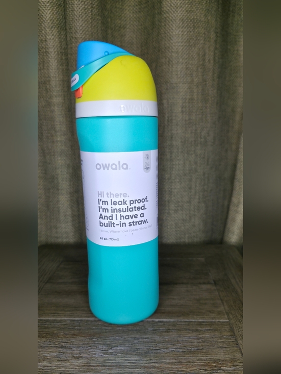 owala Other - Owala Peach Insulated Water Bottle with Straw - 24 oz